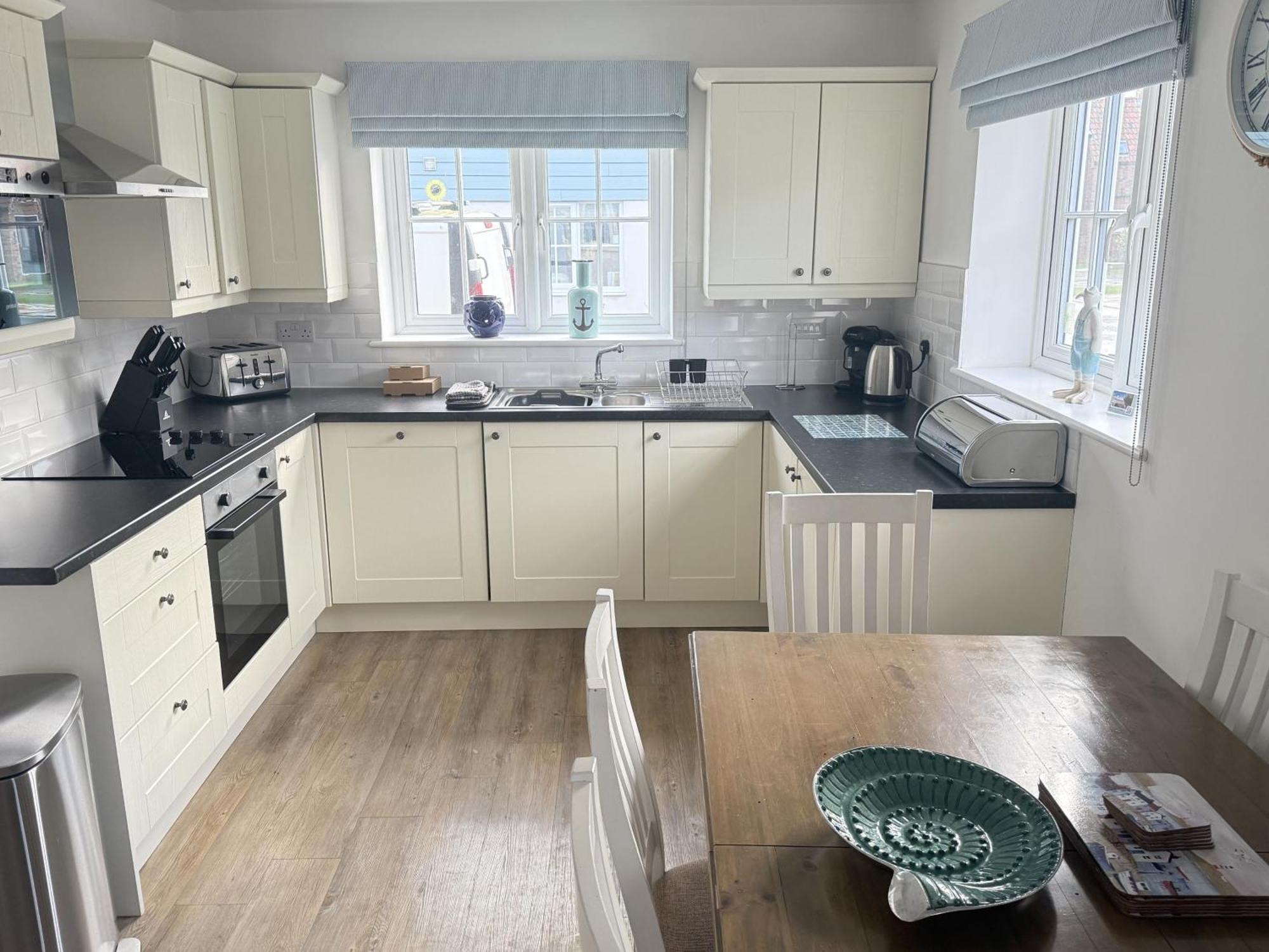 New England Cottage Filey Exterior photo